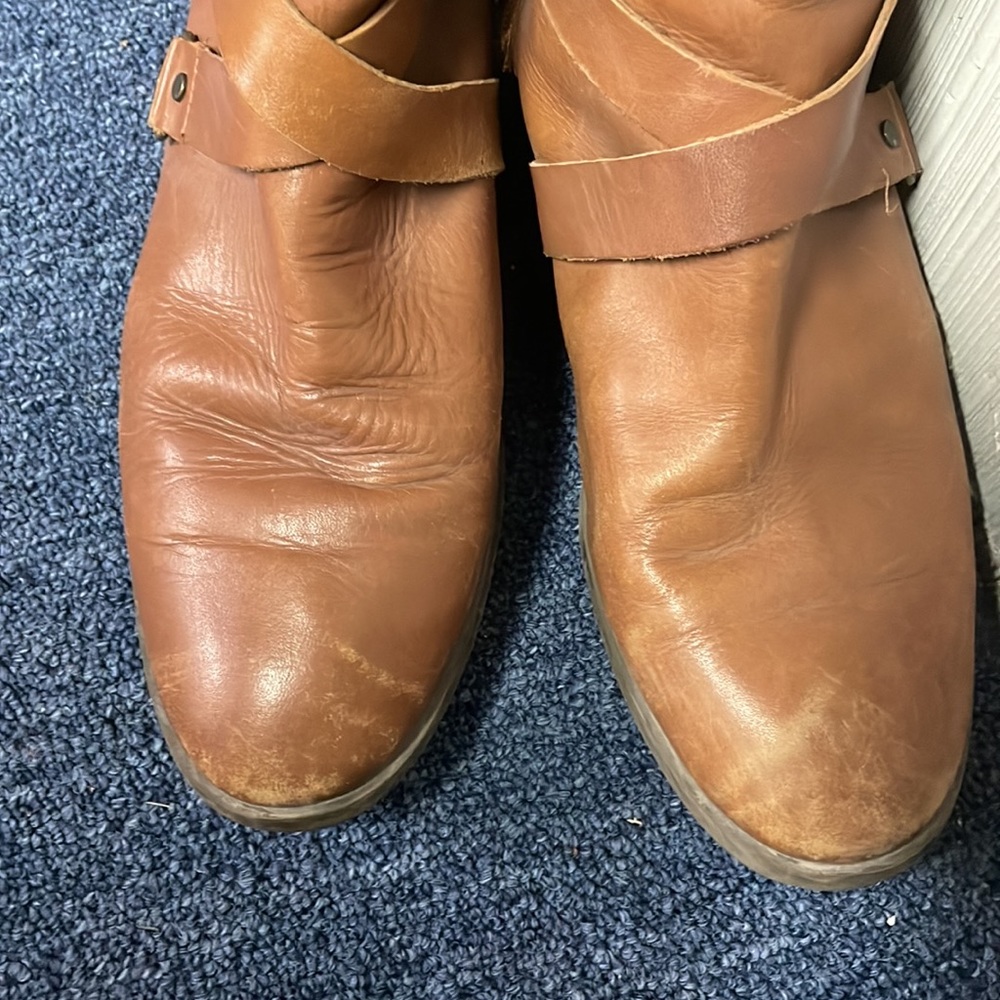 Leather tall boots - Picture 6 of 11